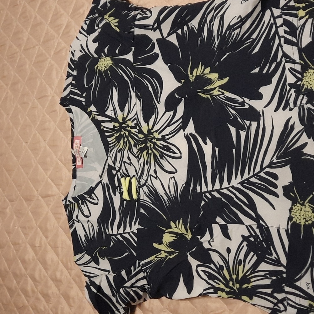 Koi scrub top 248